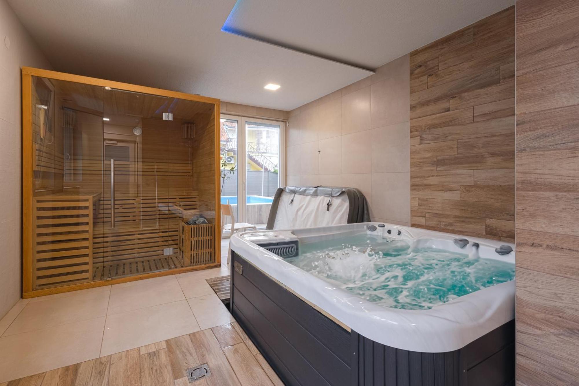Vitorlas Wellness Apartman Siofok By Bltn Exteriör bild
