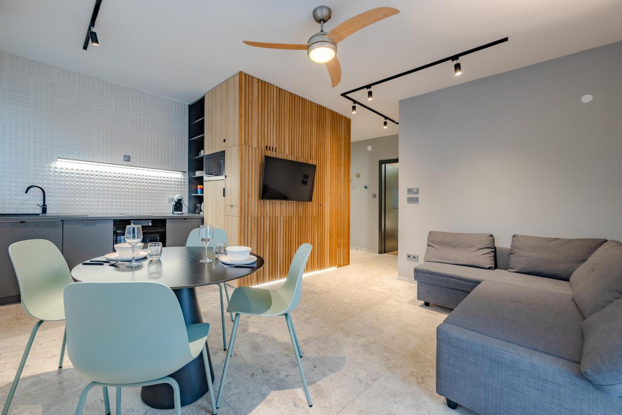Vitorlas Wellness Apartman Siofok By Bltn Exteriör bild